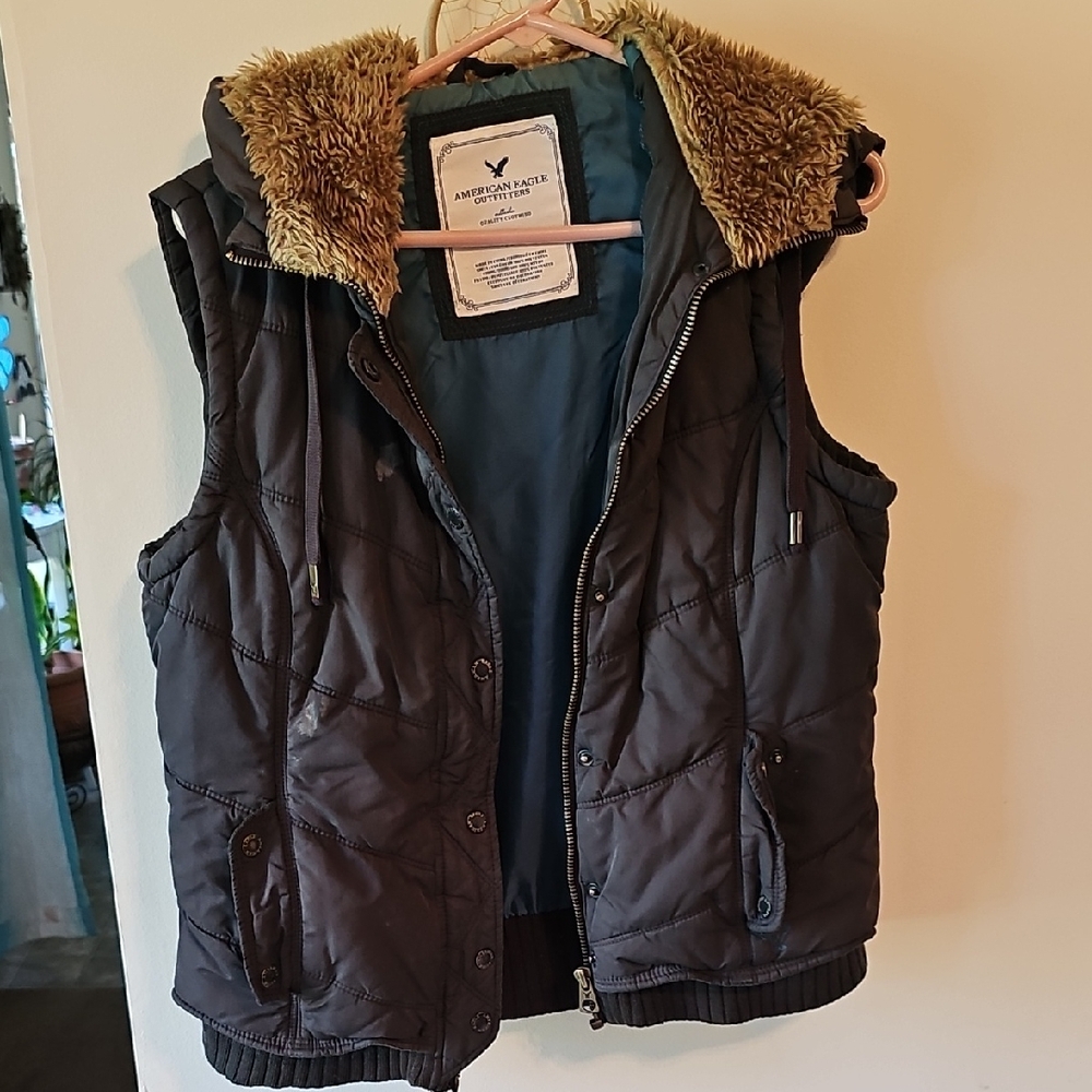 American Eagle Vest